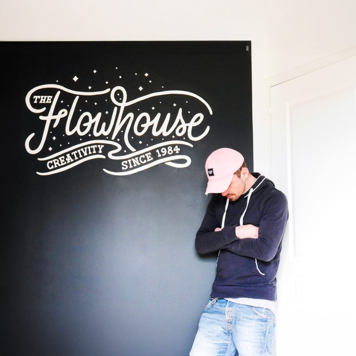 MURAL FLOWHOUSE